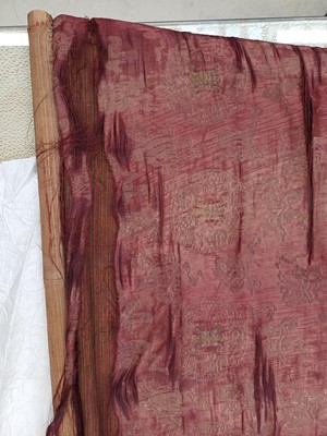 Lot 198 - A TIBETAN PAINTED THANGKA OF AMITAYUS