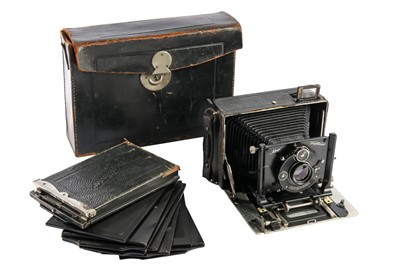Lot 460 - A Voigtlander Alpin Folding Camera.