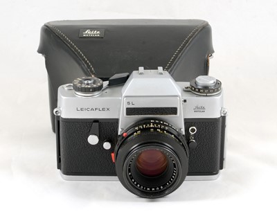 Lot 157 - Leicaflex SL with Summicron-R 50mm f2 Lens.