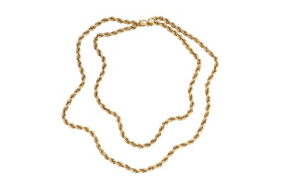 Lot 97 - A LONG CHAIN NECKLACE