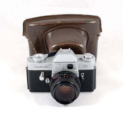 Lot 166 - Leicaflex with Summicron-R 50mm f2 Lens.