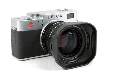 Lot 163 - Working Leica Digilux 2 Digital Camera.