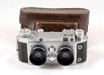 Lot 467 - Jules Richard Verascope F40 35mm Stereo Camera.
