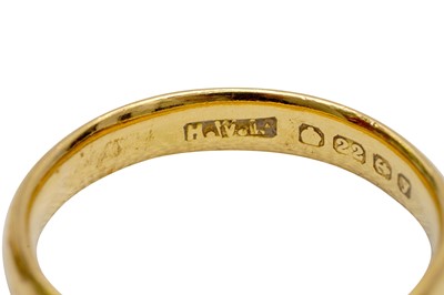 Lot 57 - A GROUP OF THREE RINGS