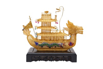 Lot 247 - A CHINESE SILVER-GILT FILIGREE AND ENAMEL 'DRAGON' BOAT