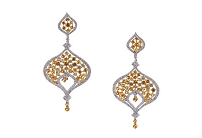 Lot 169 - A PAIR OF YELLOW SAPPHIRE AND DIAMOND CHANDELIER EARRINGS