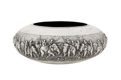 Lot 128 - A mid-20th century Burmese unmarked silver bowl, Rangoon circa 1960