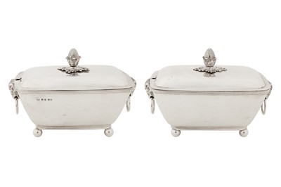 Lot 448 - A pair of George III sterling silver sauce tureens, London 1800 by John Robins