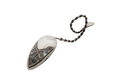Lot 29 - An early 20th century Norwegian silver and enamel caddy spoon, Bergen circa 1910 by Marius Hammer