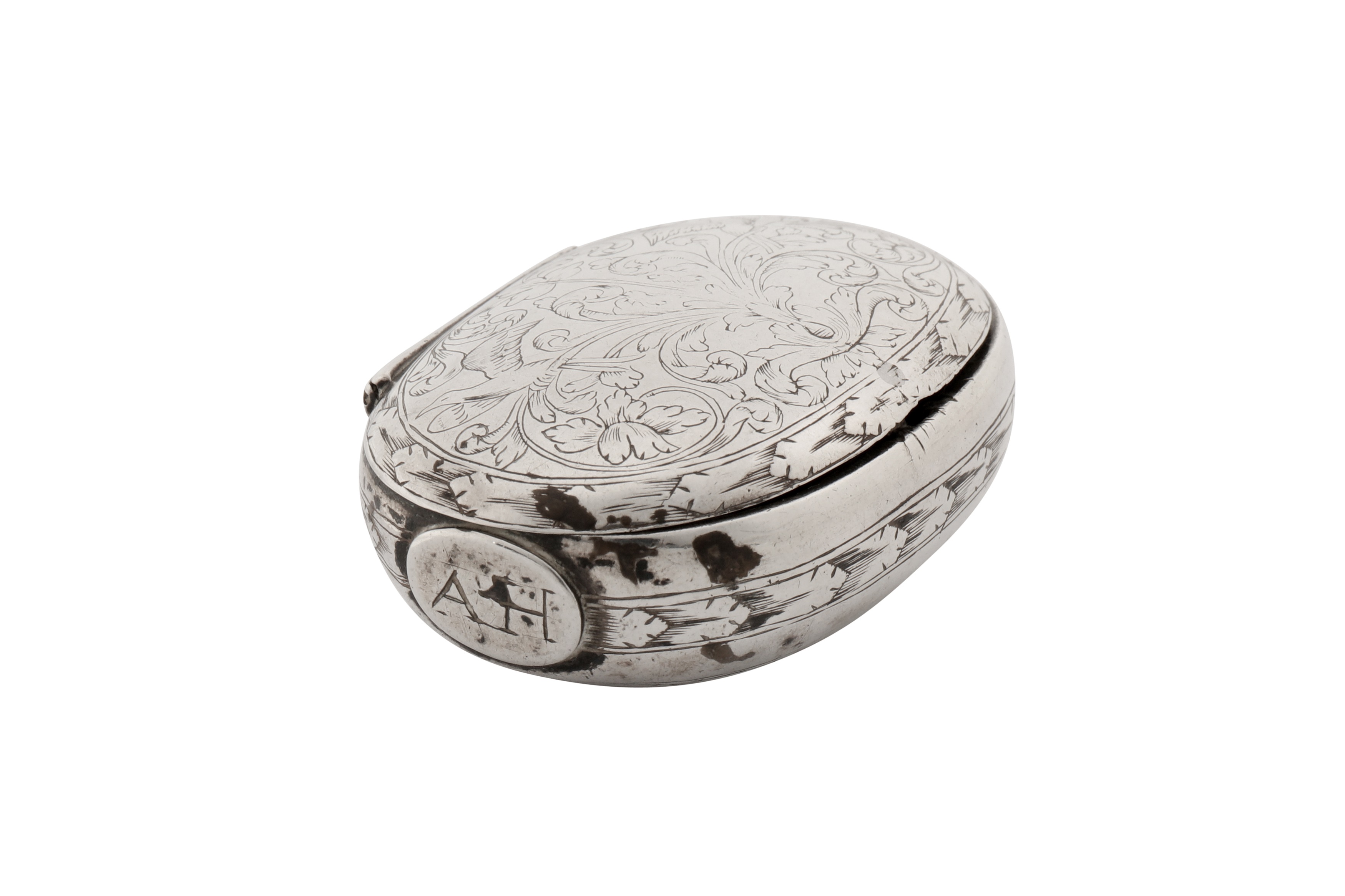 Lot 484 - A Charles II silver snuff or spice box,