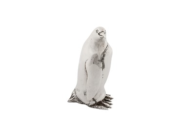 Lot 47 - An Elizabeth II novelty sterling silver model of a penguin, London 1992 by DNGR