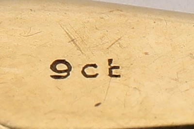 Lot 40 - A George V 9 carat gold novelty manicure set, circa 1930