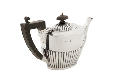 Lot 345 - A Victorian sterling silver bachelor teapot, Birmingham 1900 by William Locke and Co