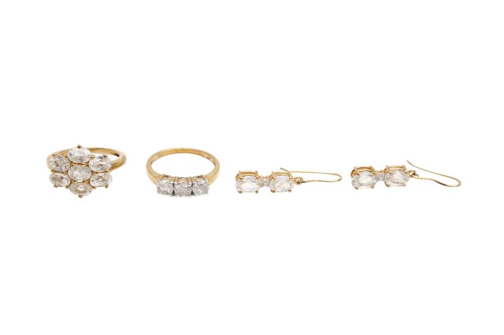 Lot 30 - TWO GEM-SET RINGS AND A PAIR OF EARRINGS