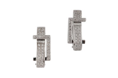 Lot 231 - A PAIR OF DIAMOND EARRINGS