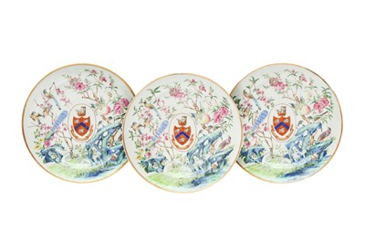 Lot 79 - A SET OF THREE CHINESE EXPORT ARMORIAL DISHES, BEARING THE ARMS OF WIGHT OR BRADLEY