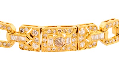 Lot 188 - A DIAMOND BRACELET