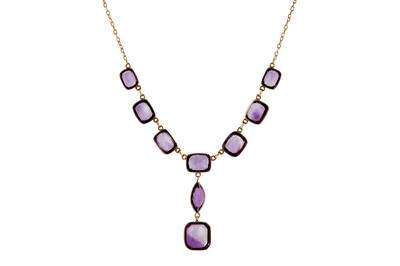 Lot 32 - AN AMETHYST NECKLACE