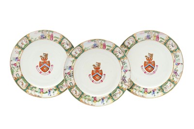 Lot 60 - A RARE SET OF THREE CHINESE EXPORT ARMORIAL DISHES, BEARING THE ARMS OF WIGHT OR BRADLEY