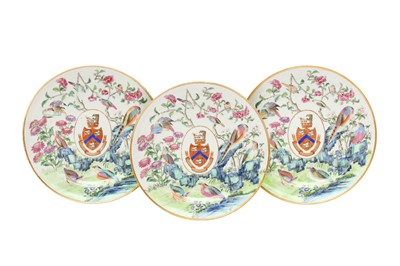 Lot 56 - A SET OF THREE CHINESE EXPORT ARMORIAL DISHES, BEARING THE ARMS OF WIGHT OR BRADLEY