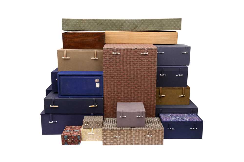 Chinese Boxe Sizes Lot 157 - A GROUP OF CHINESE BOXES