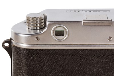 Lot 193 - An Ilford Witness Rangefinder Camera