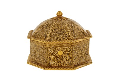 Lot 163 - A NORTH INDIAN 19TH CENTURY GOLD OVERLAID STEEL DOMED BOX