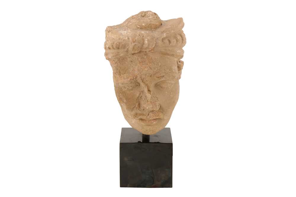 Lot 31 - A FINE 2ND-3RD CENTURY GANDHARA STUCCO MAN’S FACE