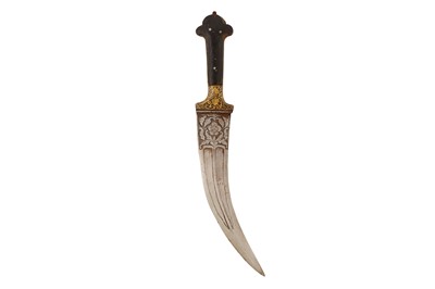 Lot 158 - A 19TH CENTURY NORTH INDIAN GOLD OVERLAID STEEL DAGGER
