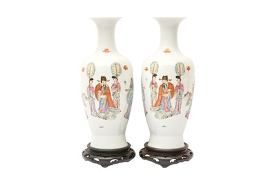 Lot 313 - A PAIR OF CHINESE FAMILLE-ROSE 'SANXING' VASES