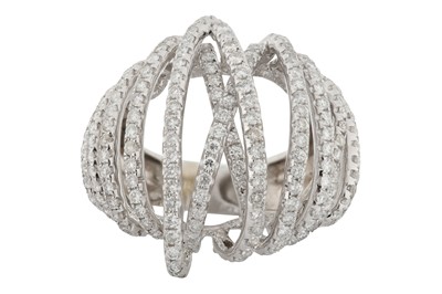Lot 236 - A DIAMOND MULTI-BAND RING