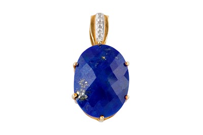 Lot 210 - A LAPIS AND DIAMOND PENDANT