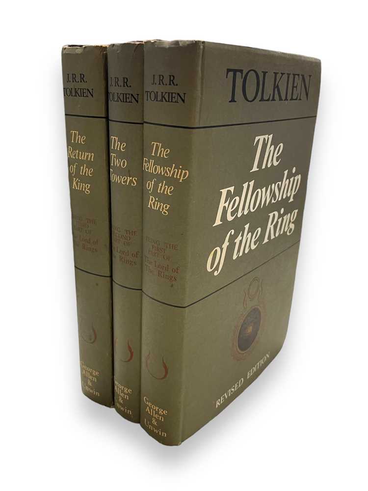 Lot 124 - J.R.R Tolkien, The Lord of the Rings