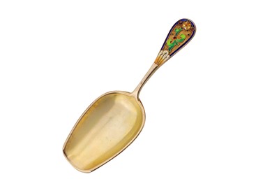Lot 222 - A Nicholas II early 20th century Russian cloisonné enamel and 84 zolotnik silver gilt sugar spoon, Moscow post-1908 by the 11th Artel