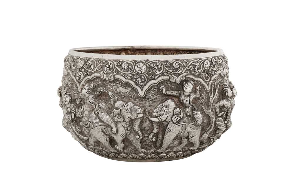 Lot 129 - A late 19th / early 20th century Burmese unmarked silver bowl, Mandalay circa 1900