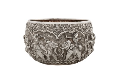 Lot 129 - A late 19th / early 20th century Burmese unmarked silver bowl, Mandalay circa 1900