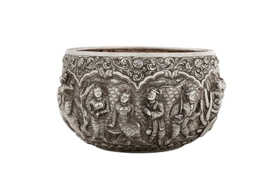 Lot 129 - A late 19th / early 20th century Burmese unmarked silver bowl, Mandalay circa 1900