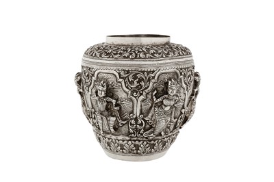 Lot 135 - An early 20th century Burmese silver jar, probably Mandalay dated 1915
