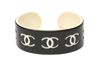 Lot 322 - Chanel Black Perspex CC Cuff Bangle