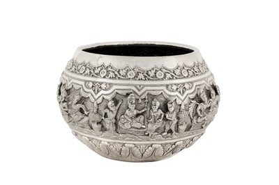 Lot 103 - An early 20th century Anglo – Indian silver bowl, Lucknow circa 1920