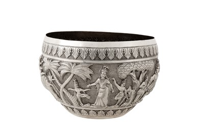 Lot 123 - A late 19th / early 20th century Anglo – Indian unmarked silver bowl, probably Poona circa 1900