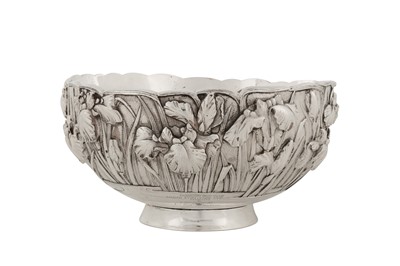 Lot 201 - An early 20th century Japanese silver bowl, Yokohama circa 1920 by Kurokawa, retailed by Kuhn and Komor (est. 1894)