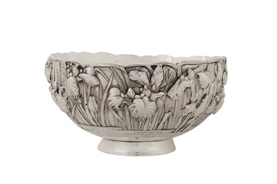 Lot 201 - An early 20th century Japanese silver bowl, Yokohama circa 1920 by Kurokawa, retailed by Kuhn and Komor (est. 1894)