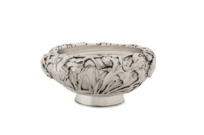 Lot 200 - A late 19th / early 20th century Japanese silver bowl, Yokohama circa 1900