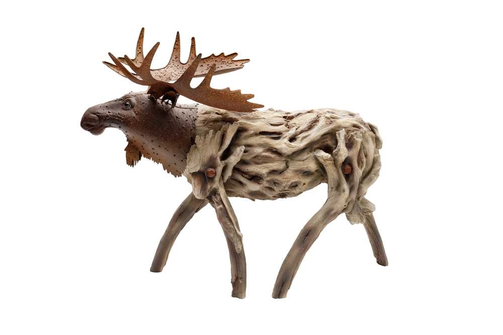 Lot 330 - AN IRON AND RESIN SCULPTURE OF A MOOSE
