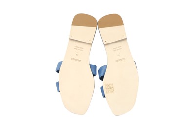 Lot 117 - Hermes Blue Bleuet Epsom Oran Sandal - Size 37