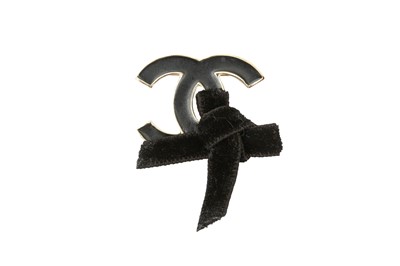 Lot 302 - Chanel Black CC Pin Brooch