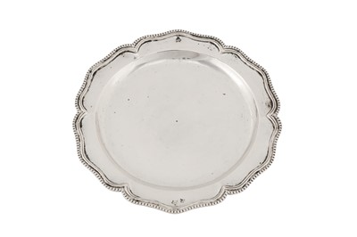 Lot 249 - A late 18th / early 19th century Spanish colonial silver dish, Guatemala circa 1780-1800