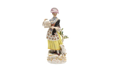 Lot 99 - A PAIR OF MEISSEN PORCELAIN FIGURES OF A SHEPHERD AND SHEPHERDESS, LATE 19TH/EARLY 20TH CENTURY