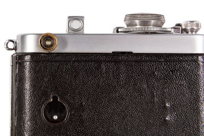 Lot 194 - An Ensign Multex Model O Rangefinder Camera with 53mm f/1.9 Ross Xpres Lens